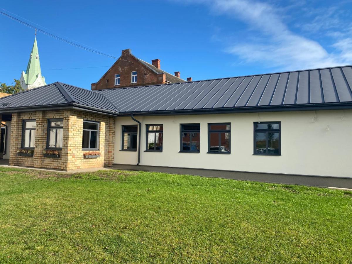 Guest House In Dobele City Center- Pilsetas Maja Exterior foto
